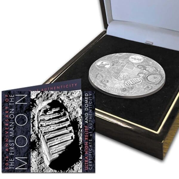 2019 NASA Official 50th Anniversary Apollo-11 First Walk On The Moon Silver 2oz Coin - Image 5